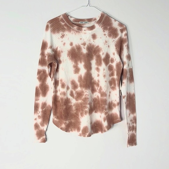 NWT Sweet‎ Romeo Tie Dye Thermal Thumbhole Shirt In Mocha - Picture 2 of 8